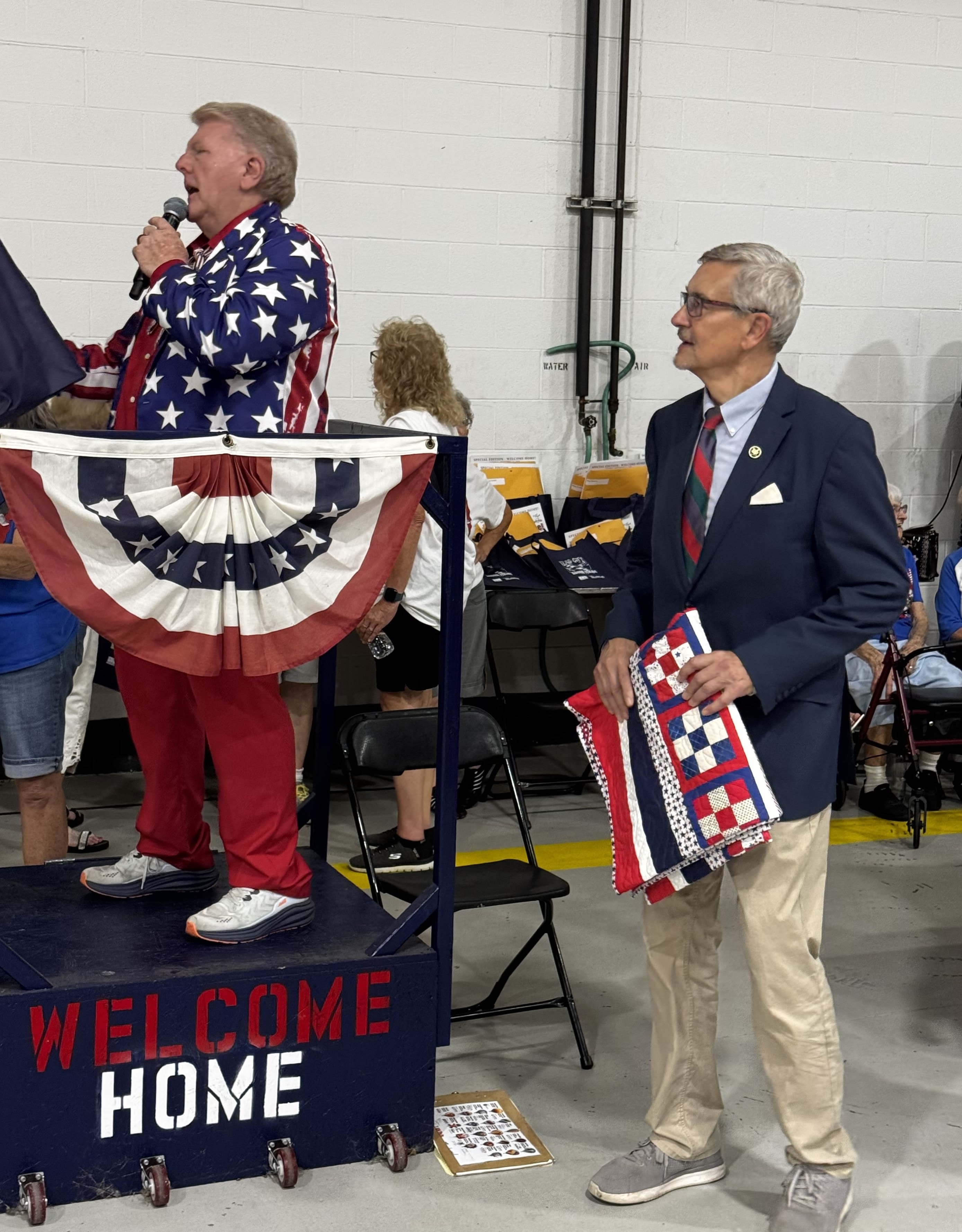 David participates in the Honor Flight homecoming event at Toledo Express Airport